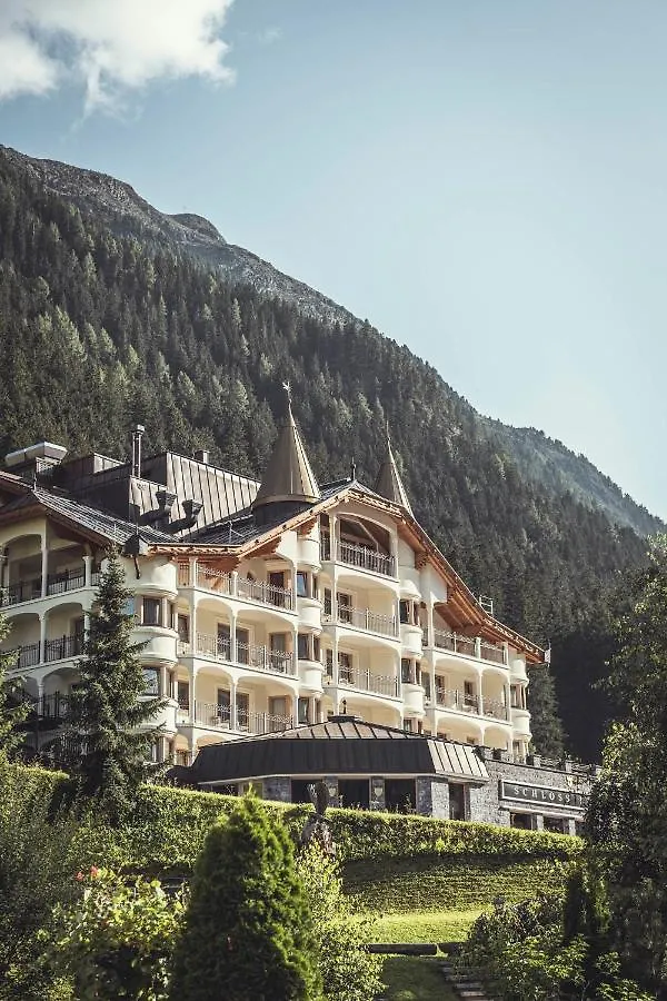 Schlosshotel Ischgl 5 contacts