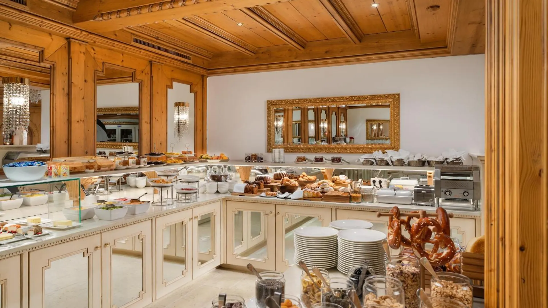 Schlosshotel Ischgl 5 5*,  Austria