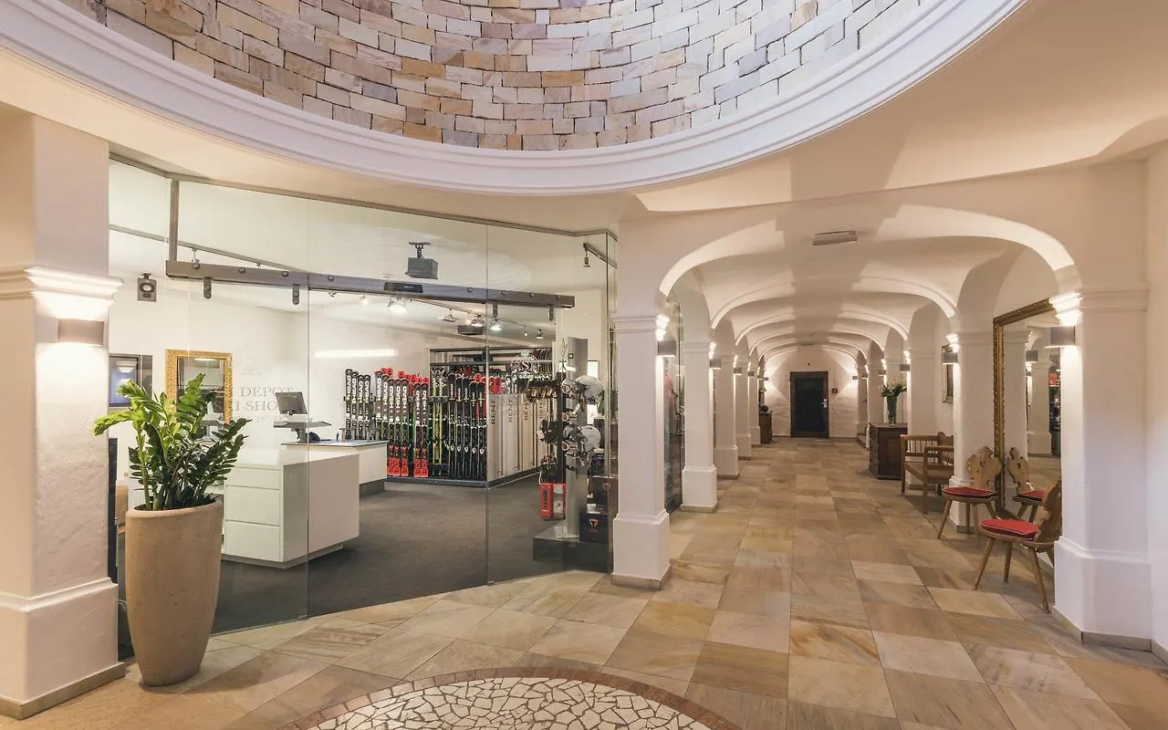 ***** Hotel Schlosshotel Ischgl 5 Rakousko