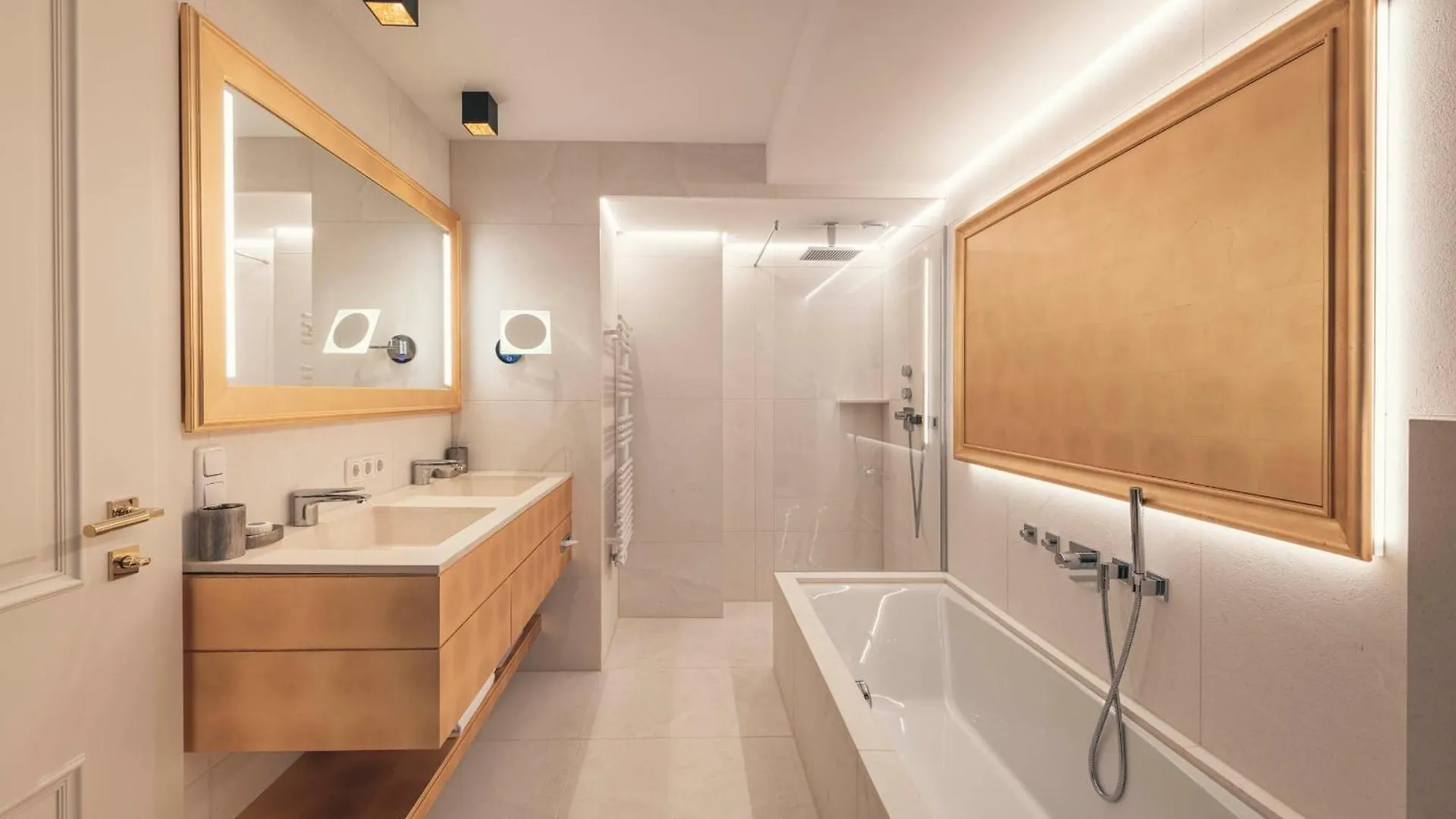 Schlosshotel Ischgl 5